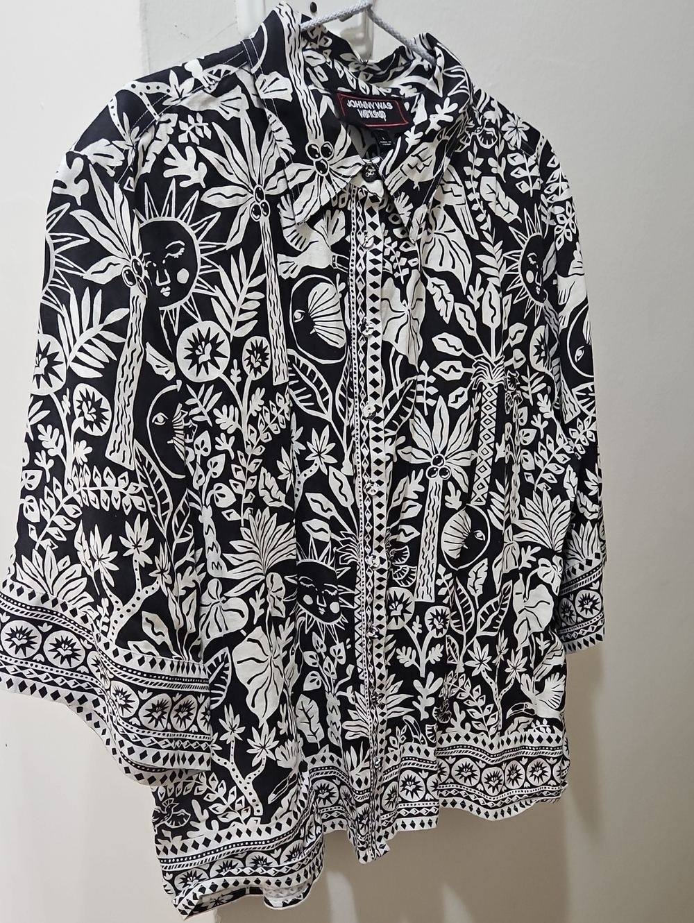 Johnny Was Black & White Botanical Button-Front Tunic